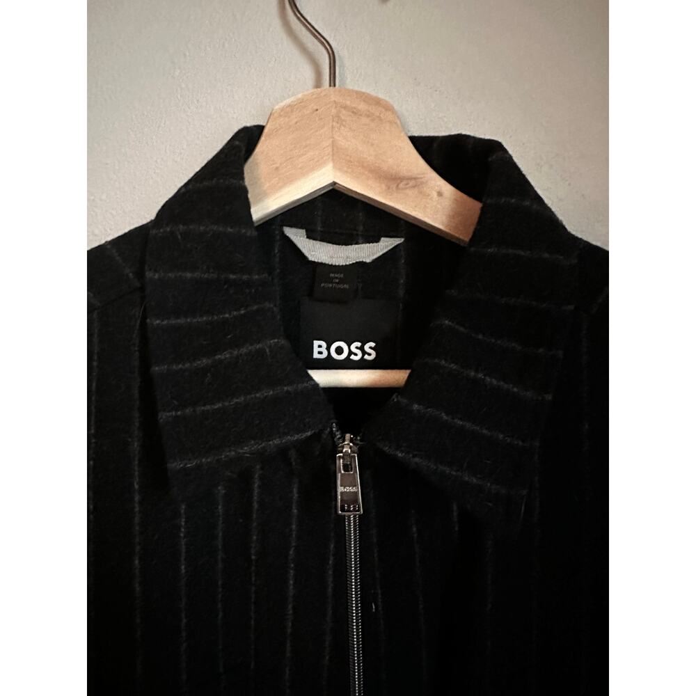 BOSS Black Pinstripe Wool Tailored Carper Jacket Size 40R - Picture 3 of 9